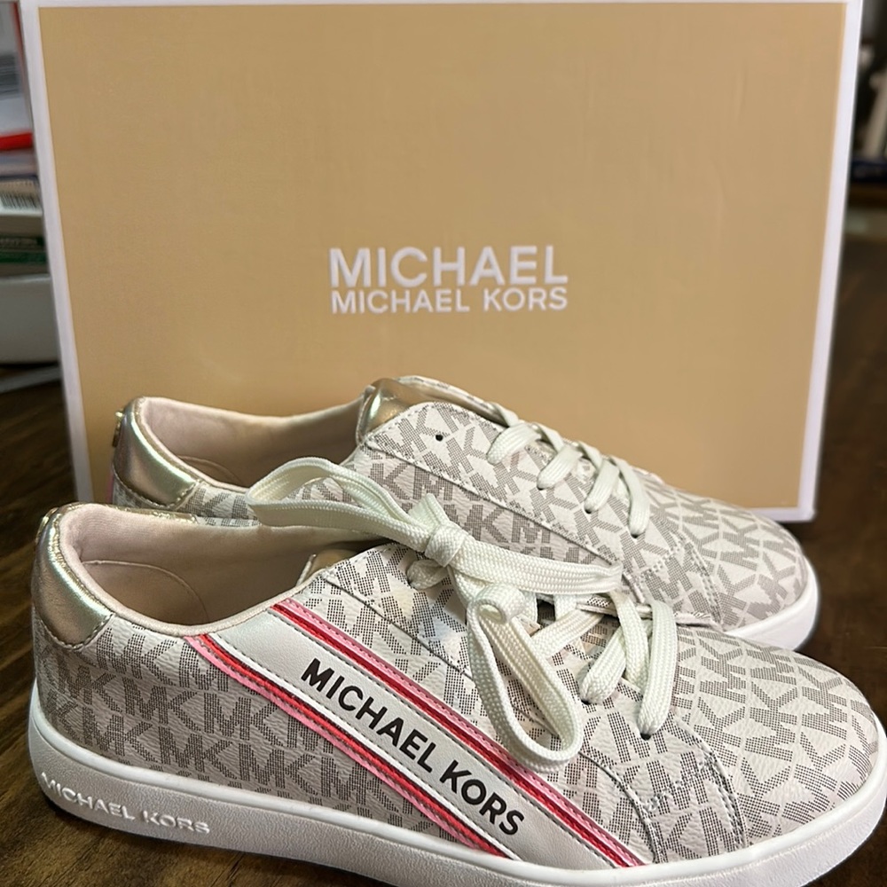 Michael Kors Size 4 Shoes